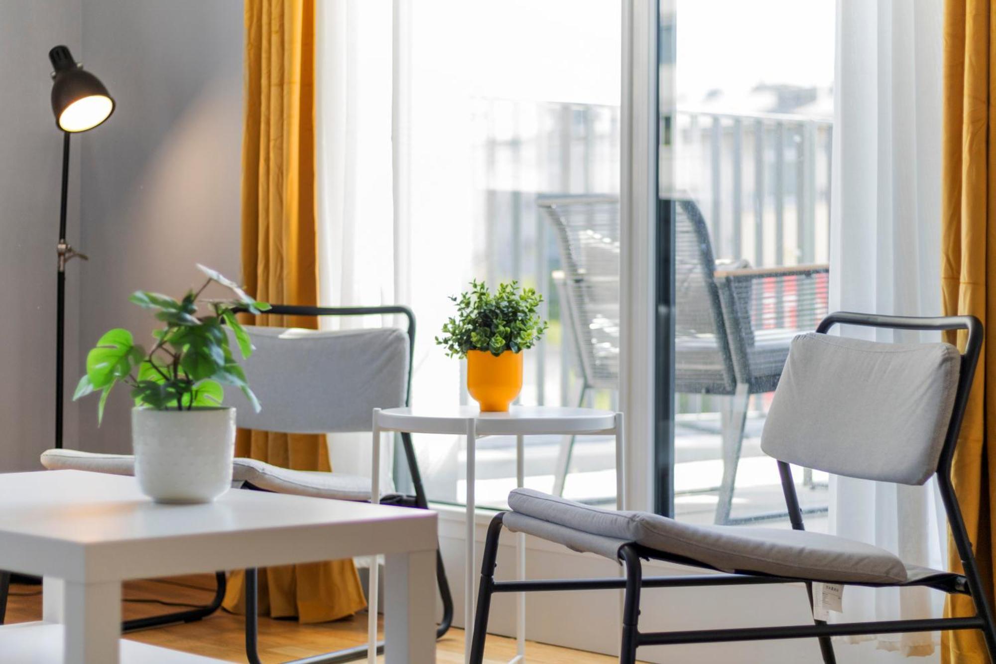 1 Min To Public Transport - 3 Min To Supermarket And Pharmacy - On-Site Parking For 19,90 Eur Vienna Exterior photo