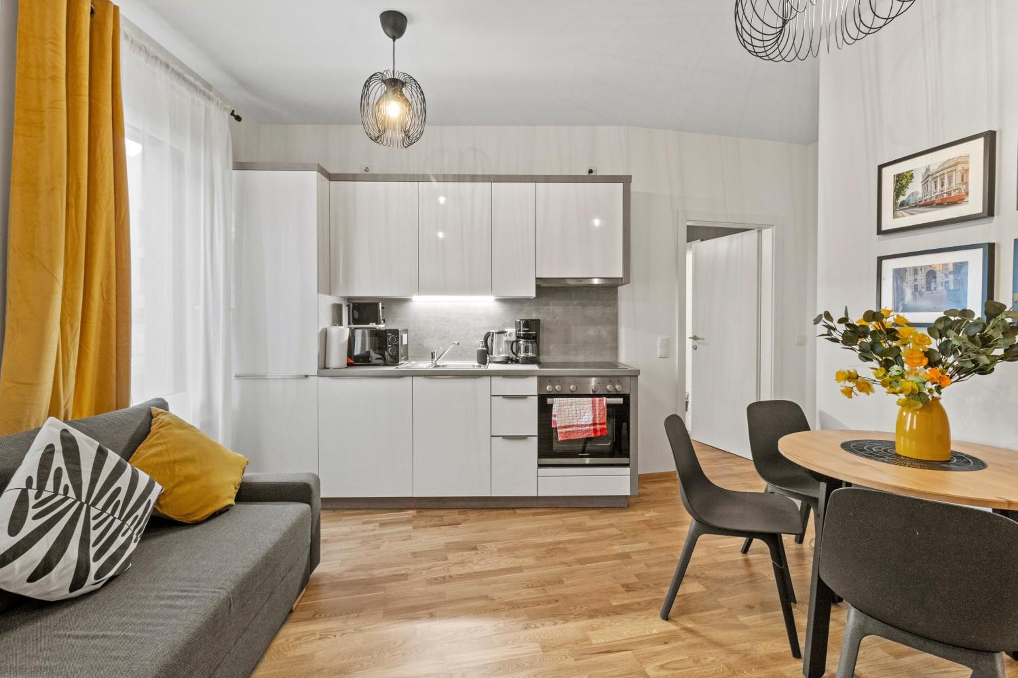 1 Min To Public Transport - 3 Min To Supermarket And Pharmacy - On-Site Parking For 19,90 Eur Vienna Exterior photo