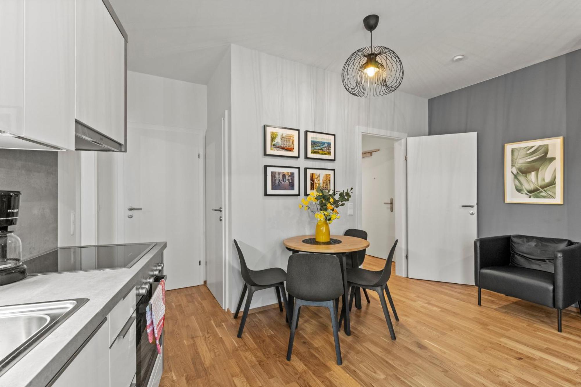 1 Min To Public Transport - 3 Min To Supermarket And Pharmacy - On-Site Parking For 19,90 Eur Vienna Exterior photo